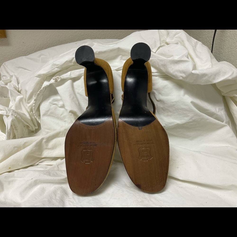 Stuart Weitzman T-Strap, Block Heel Platform Shoe… - image 4